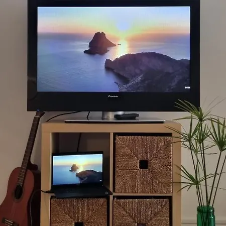 Unique Sea & Lifestyle Апартаменты Лимасол