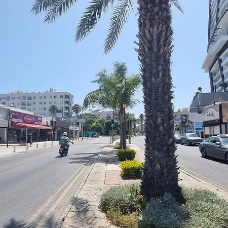 Unique Sea & Lifestyle ليماسول