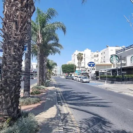 Unique Sea & Lifestyle شقة ليماسول